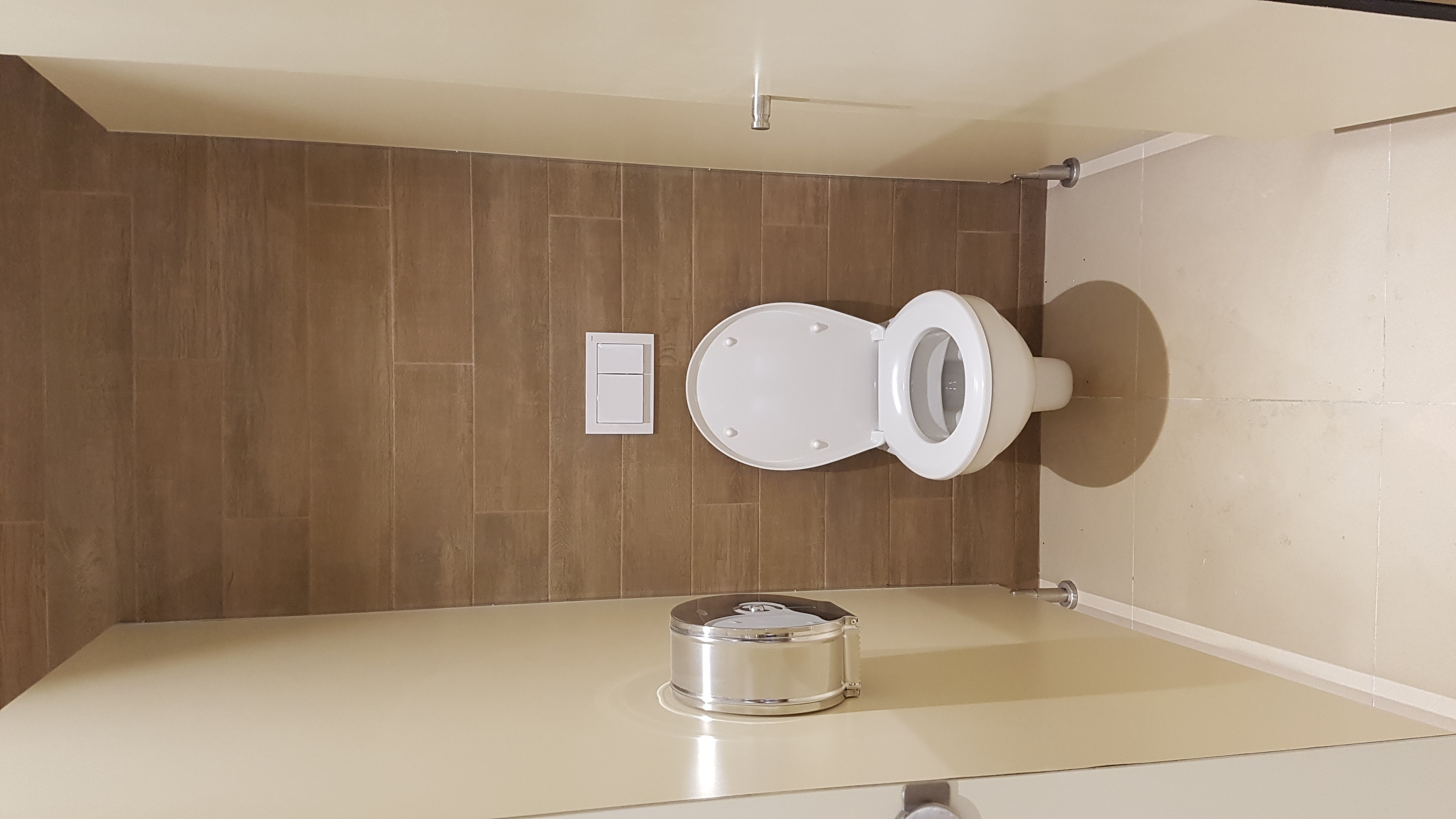 bai tomis constanta 1